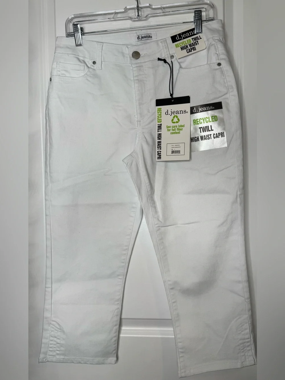 d. jeans White High Waist Capri Recycled Twill size 8 stretch cotton blend comfy